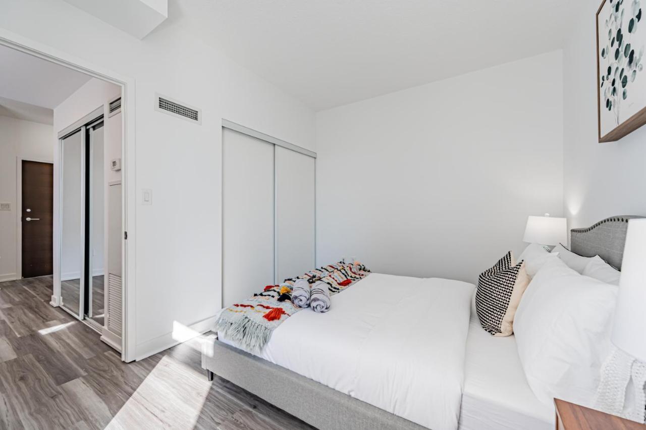 Leckie Luxurious Suites Τορόντο Εξωτερικό φωτογραφία
