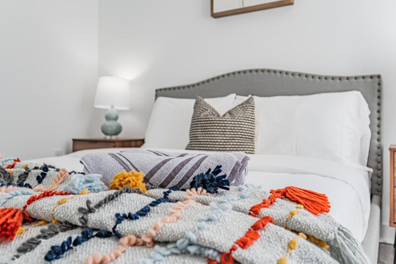 Leckie Luxurious Suites Τορόντο Εξωτερικό φωτογραφία