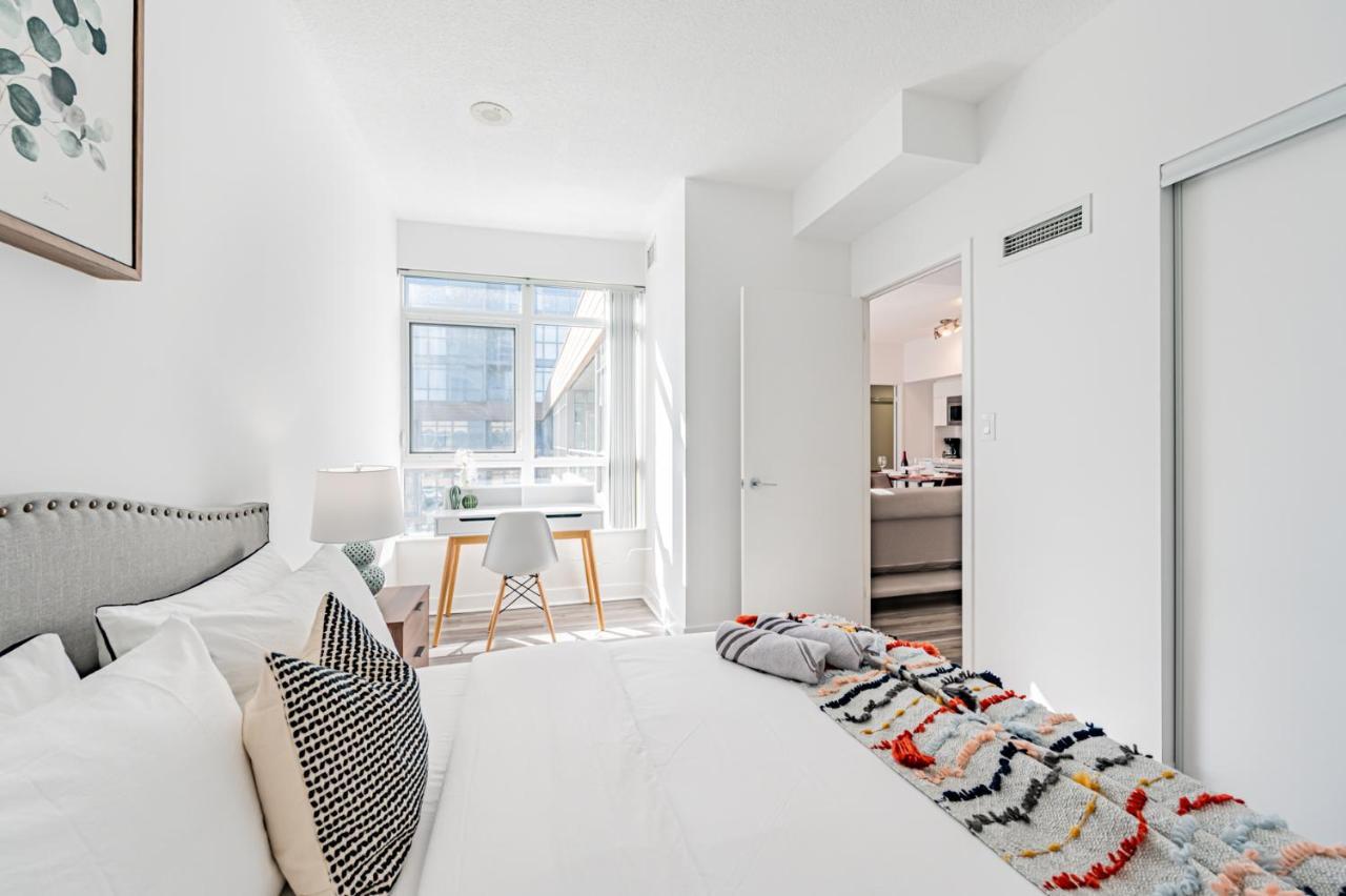 Leckie Luxurious Suites Τορόντο Εξωτερικό φωτογραφία
